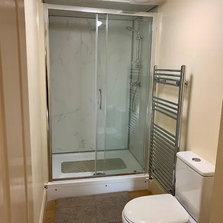 Carrigadaggen 2 King Bed - Spacious & Comfy! * Ballynabola