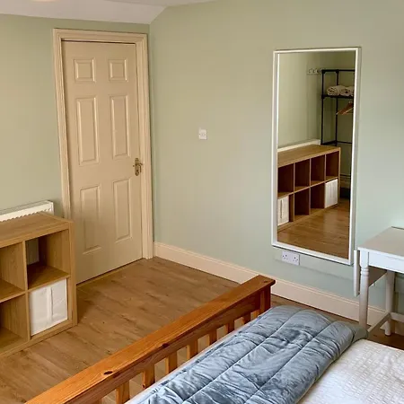 Carrigadaggen 2 King Bed - Spacious & Comfy! *