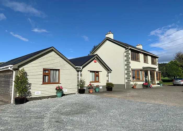 Carrigadaggen 2 King Bed - Spacious & Comfy! *